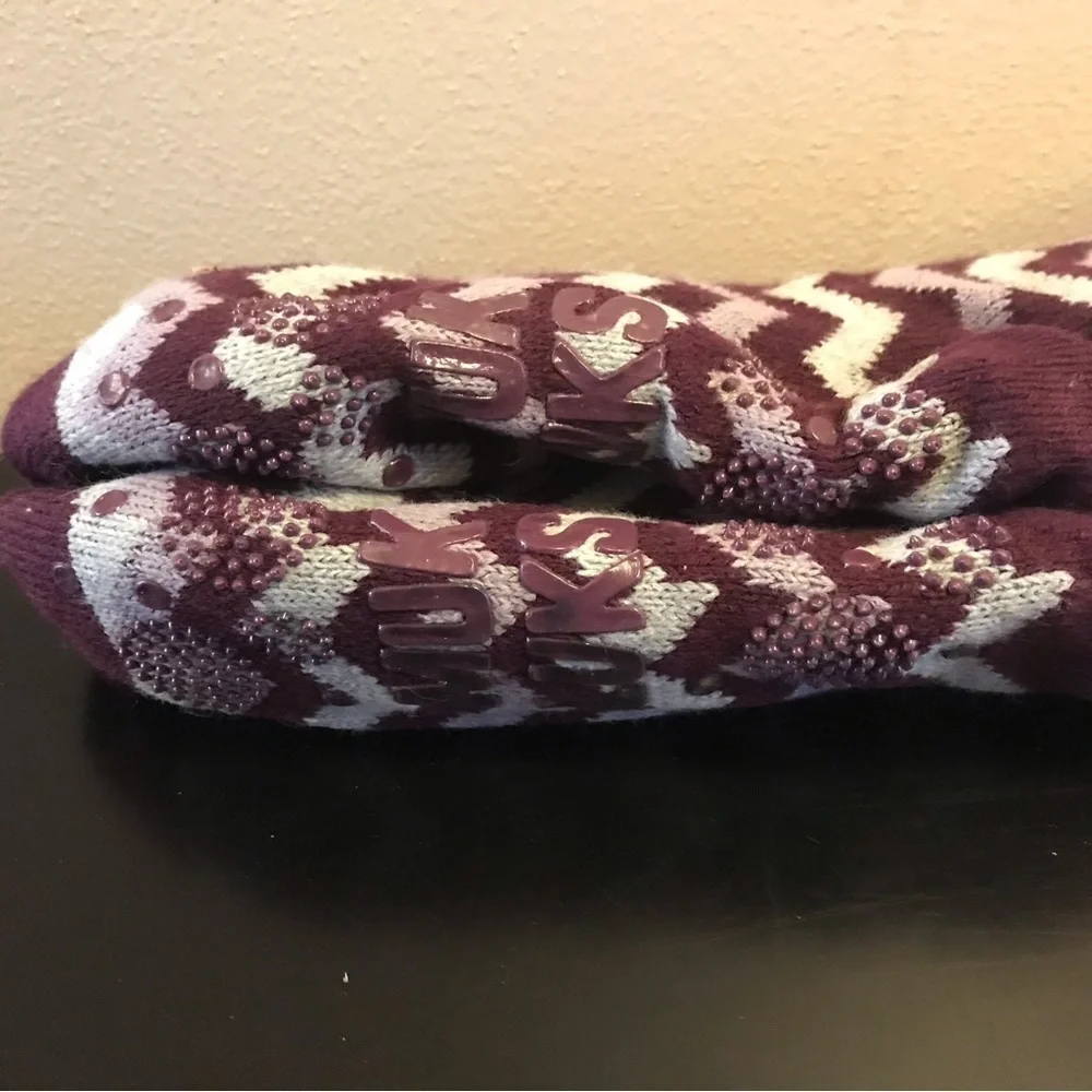 Muk Luks Purple and Gray Chevron Slipper Socks